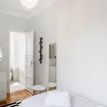 Pedroucos 37 Lisboa