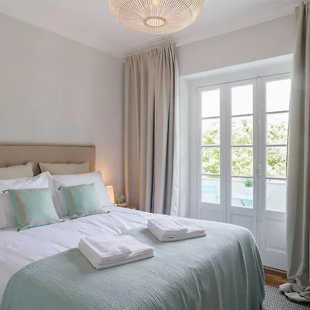 Apartment Pedroucos 37 Lisbon